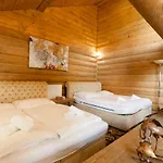 招待所 Wellness Ceder 4*