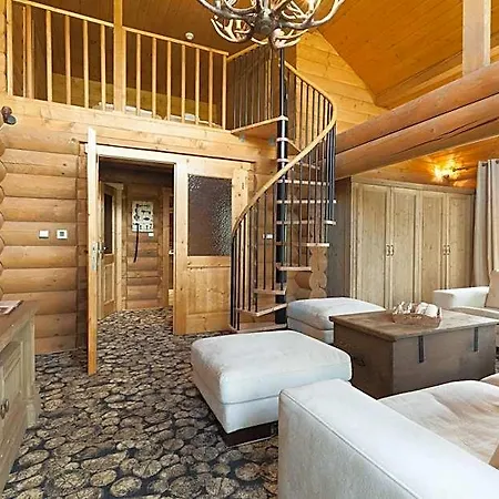 Wellness Ceder 4* Tátralomnic