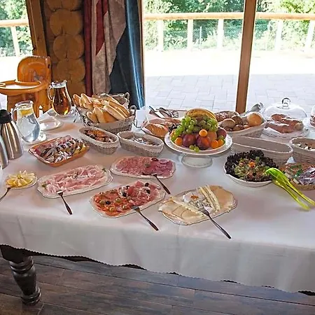 Vendégház Wellness Ceder Tátralomnic