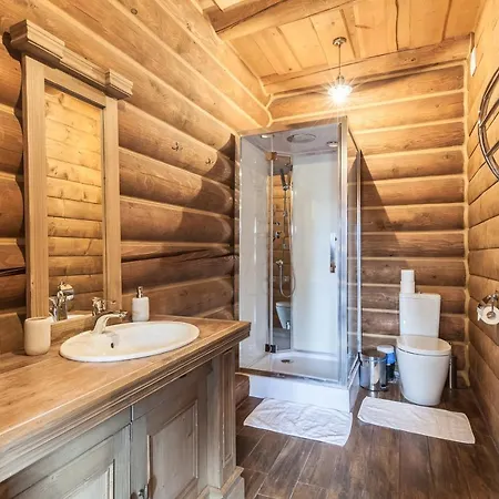 Vendégház Wellness Ceder 4*